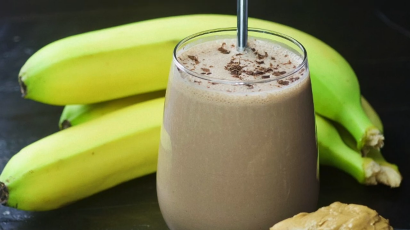 Chocolate Peanut Butter Protein Smoothie