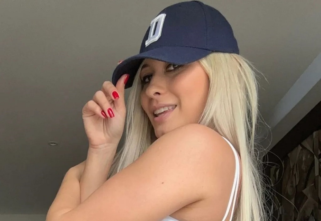 Issa Vegas, one of the female fitness models