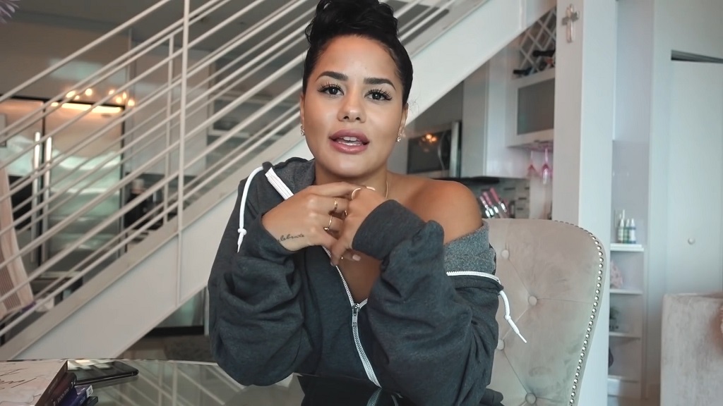 Katya Elise Henry combines beauty and workout intensity like few fitness models can