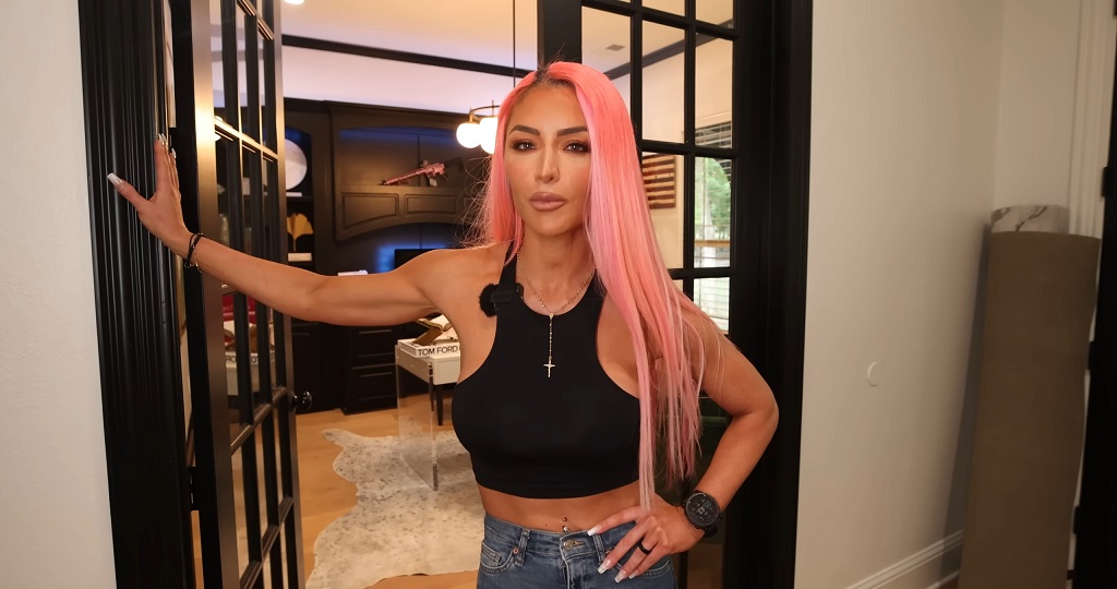 Natalie Eva Marie’s bold style and athleticism make her a standout fitness model